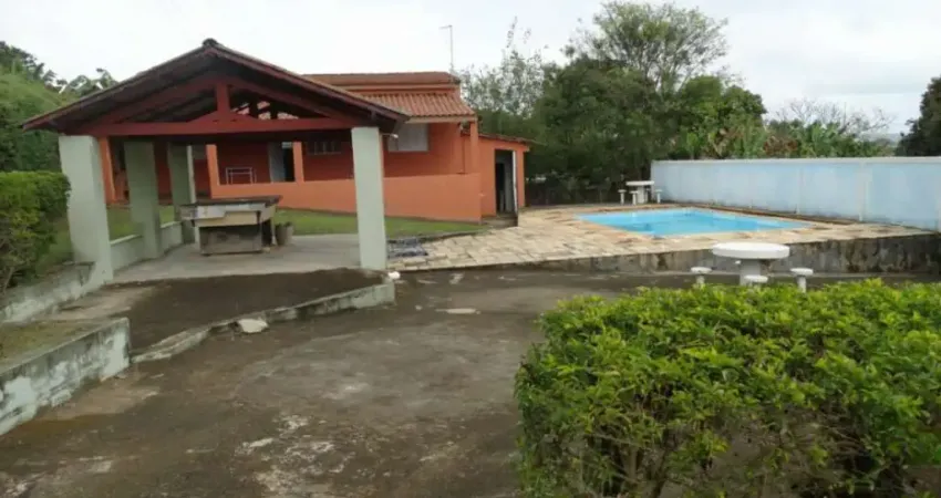 Chácara no Recanto das Águas Paulínia/SP