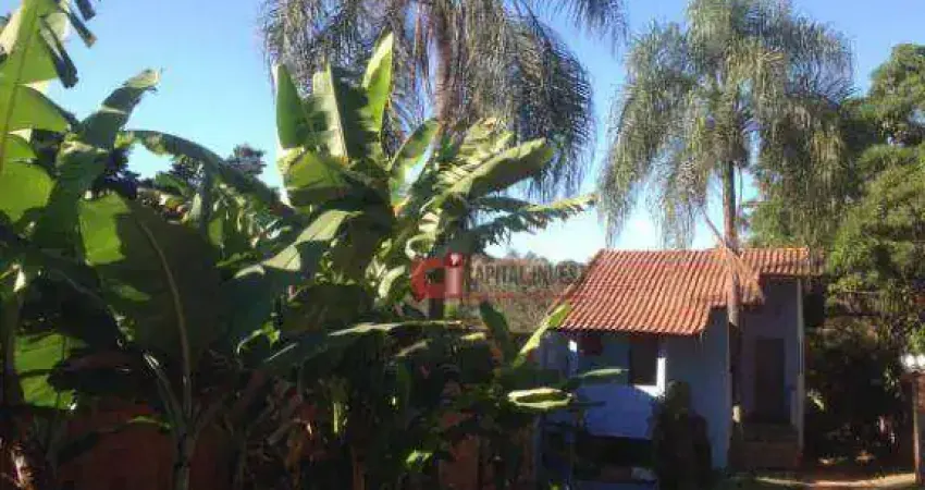 Chácara com 3 dormitórios à venda, 2000 m² por R$ 400.000,00 - Jardim Roseira de Cima - Jaguariúna/SP