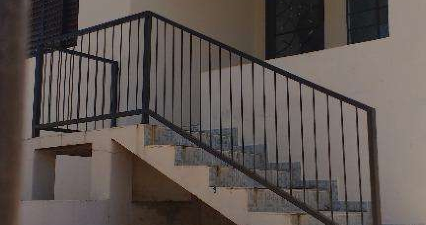 Casa com 3 dormitórios à venda, 100 m² por R$ 420.000,00 - Dom Bosco - Jaguariúna/SP