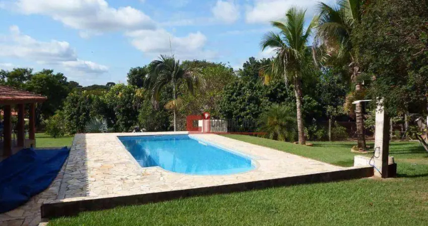 Chácara com 3 dormitórios à venda, 2680 m² por R$ 980.000 - Jardim Vitorino - Iperó/SP