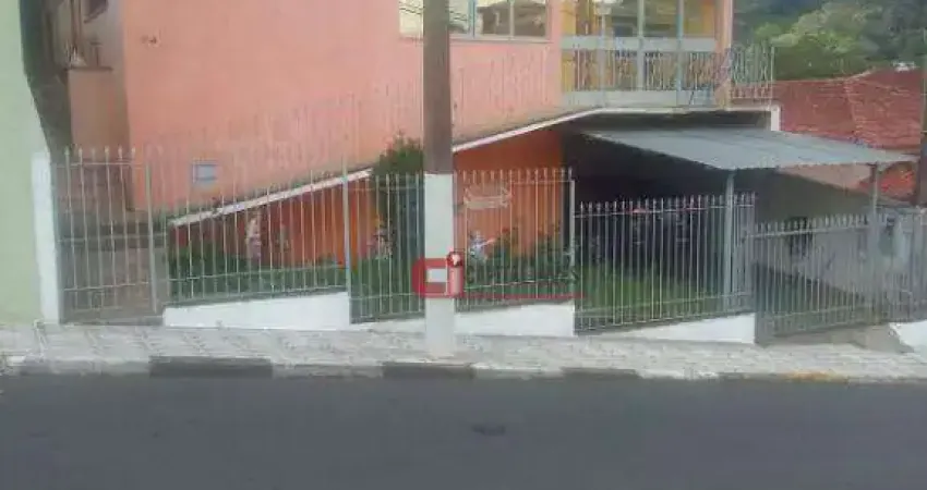 Casa com 3 dormitórios à venda, 144 m² por R$ 650.000,00 - Palmeiras - Serra Negra/SP