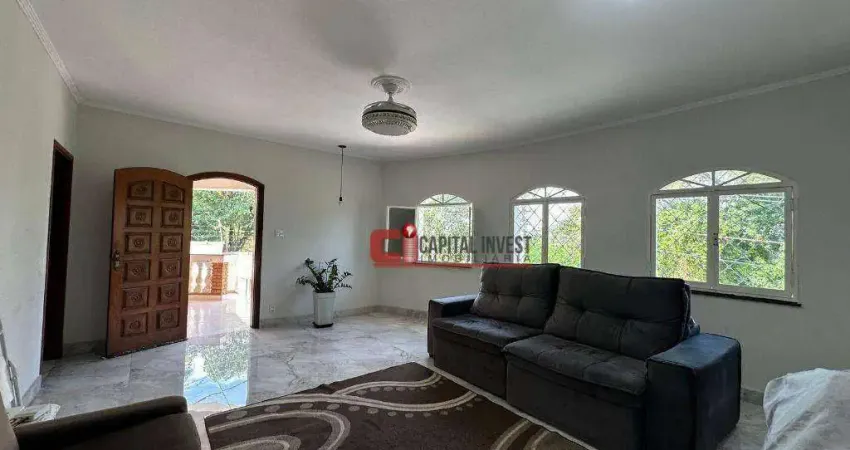 Casa com 3 dormitórios à venda, 379 m² por R$ 920.000 - Centro - Jaguariúna/SP