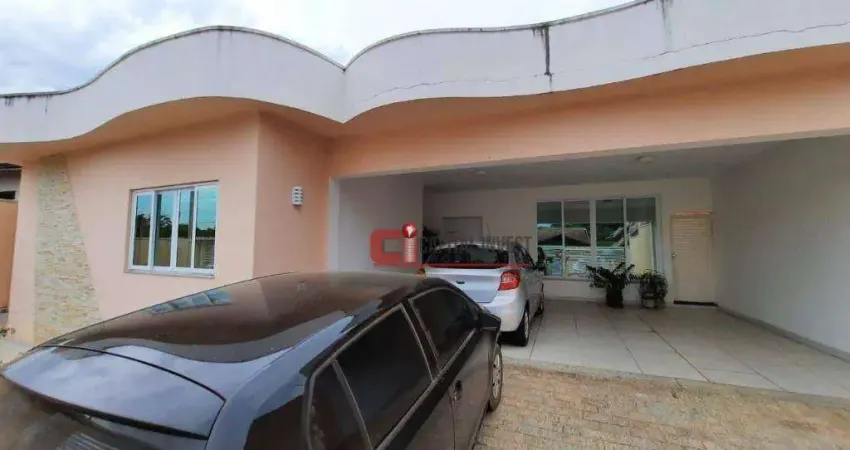 Casa com 3 dormitórios à venda, 349 m² por R$ 2.200.000,00 - Estância das Flores - Jaguariúna/SP