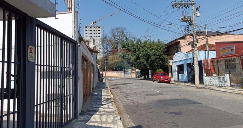 Sobrado comercial com 4 salas para locação no centro de Mogi das Cruzes