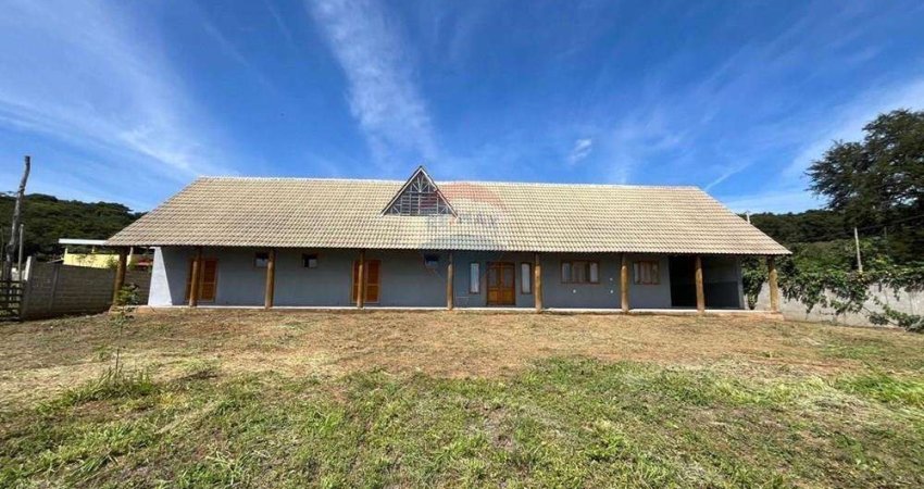 Casa de Campo - chácara na Lagoa da Prata em Minas Gerais