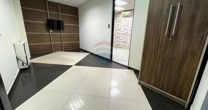 Galpão reformado à venda na Avenida Anchieta na região de Brás Cubas com 400m² em Mogi das Cruzes - Alto Tietê/ Zona Leste