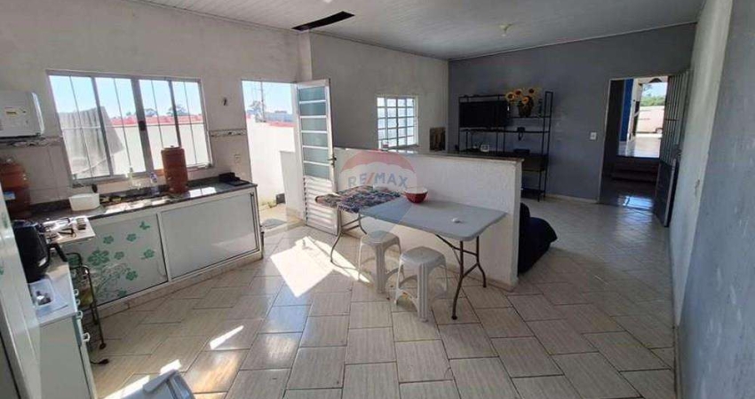 Sobrado à venda com 234m² no Jardim Helena em Ferraz de Vasconcelos