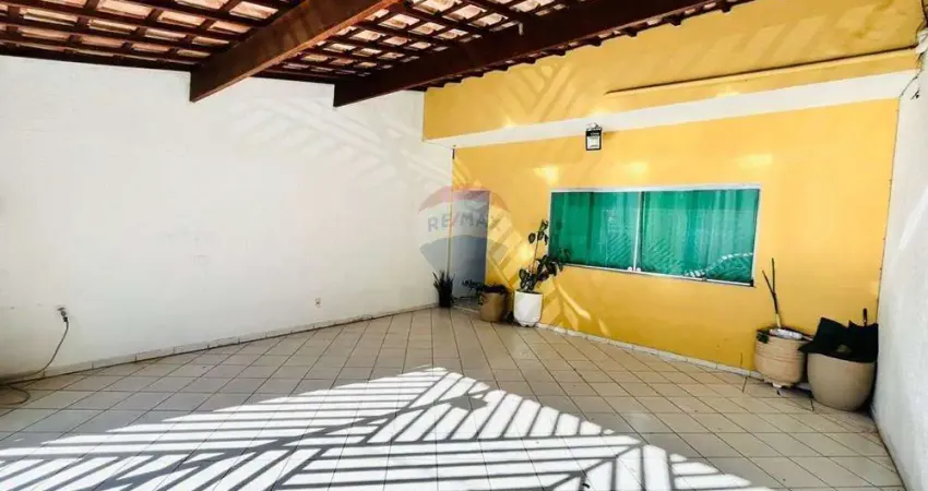Casa à venda com 211m² no bairro Alvaro  Bovolenta em Mogi das Cruzes, São Paulo.