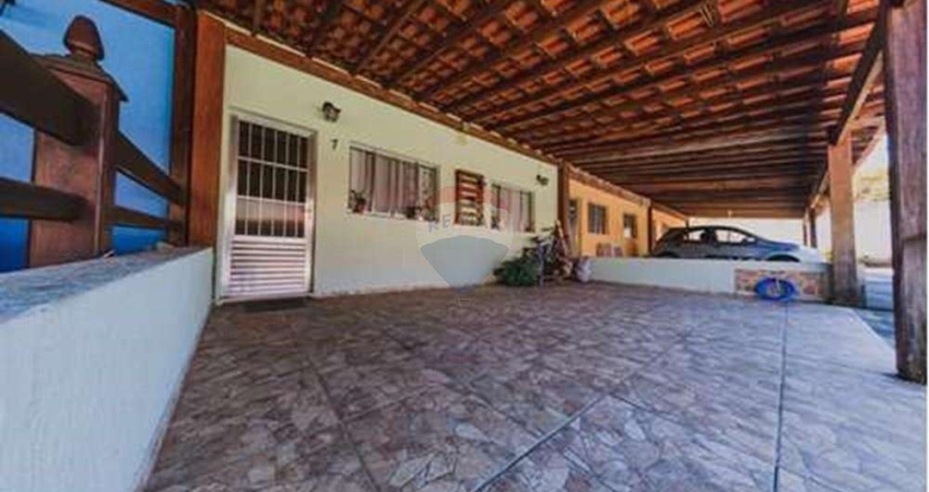 Sobrado à venda em Condomino Fechado no Conjunto Habitacional São Sebastião em Mogi das Cruzes