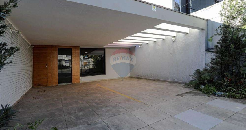Casa comercial com 210m² para locação na Praça Norival Tavares - Vila Oliveira em Mogi das Cruzes-SP!