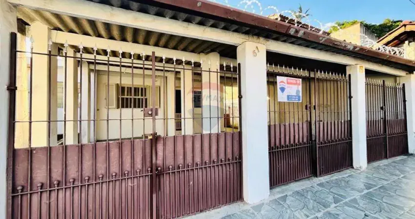 Casa térrea à venda com 153,47m², 3 dormitórios , 3 vagas de garagem e quintal, no bairro caputera, em mogi das cruzes, são paulo.