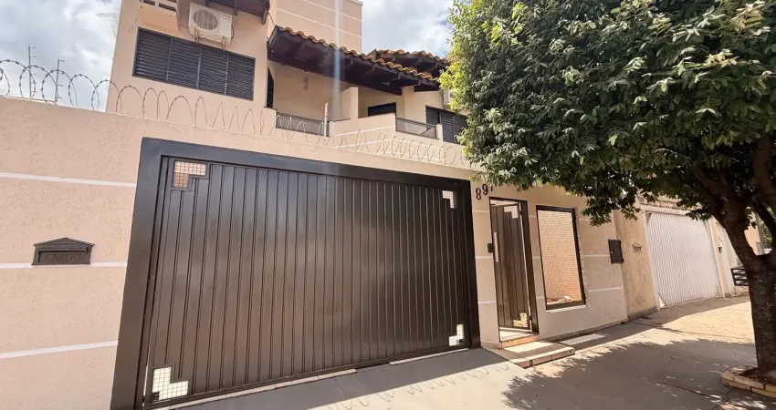 Belíssimo Sobrado no chácara cachoeira com 4 suítes - piscina e churrasqueira