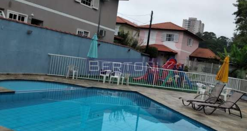 Vende-se Sobrado em  Condomínio Fechado localizado em Taboão São Bernardo do Campo