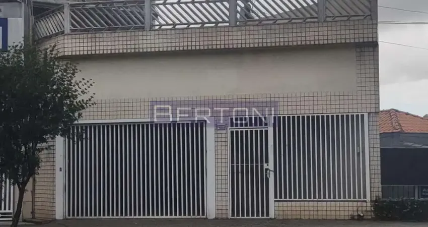 Vende-se ou aluga-se salão com 480 m2 de construção localizado em taboão são bernardo do campo