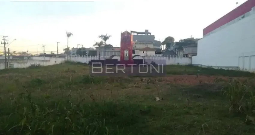 Vende-se área de 4000 m2 localizada em taboão são bernardo do campo