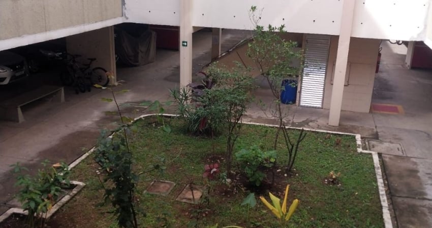 Lindo Apartamento cond RJ 1° andar