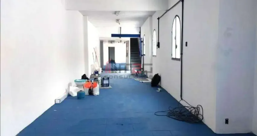 Barracão / Galpão / Depósito com 3 salas para alugar na Vila Anastácio, São Paulo