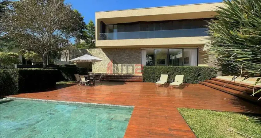 Casa em condomínio fechado com 5 quartos à venda na Vila de São Fernando, Cotia 