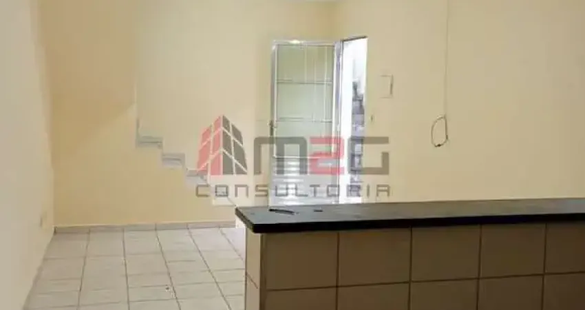 Casa com 2 quartos para alugar na Chácara Inglesa, São Paulo 