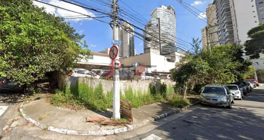 Terreno à venda em Santo Amaro, São Paulo