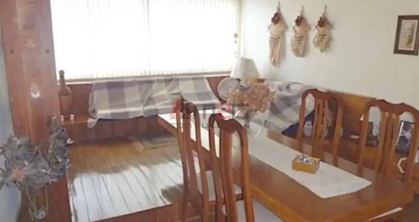 Amplo apartamento mobiliado com vaga para Locação na Pompeia.