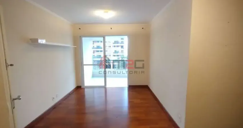 Aluga-se apartamento na Pompeia com 3 dormitórios (1 suíte)