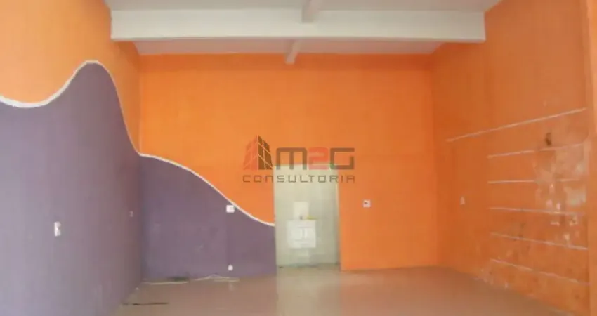 Espaçosa residência, 3 quartos com salão e edícula, para venda na freguesia do ó