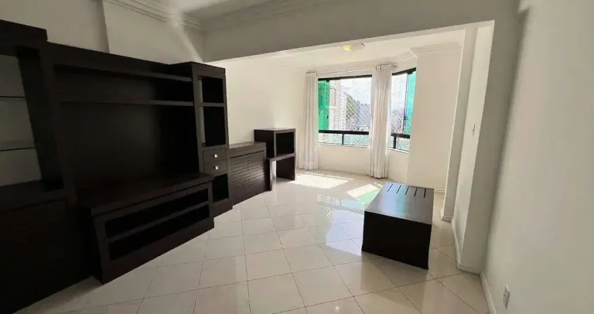 Apartamento com 3 quartos para alugar na Rua Lauro Muller, 740, Centro, Itajaí