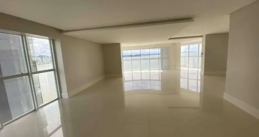 Apartamento com 4 dormitórios no Centro - Balneário Camboriú/SC