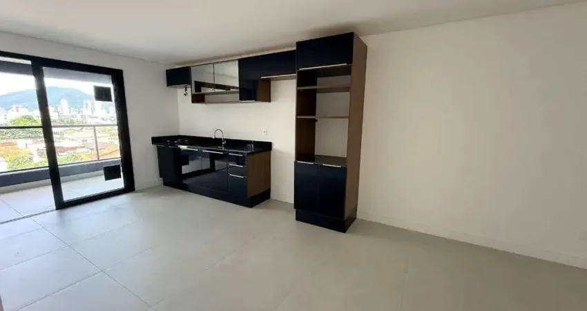 Apartamento com 2 quartos para alugar na Rua Brasília, 305, Centro, Navegantes