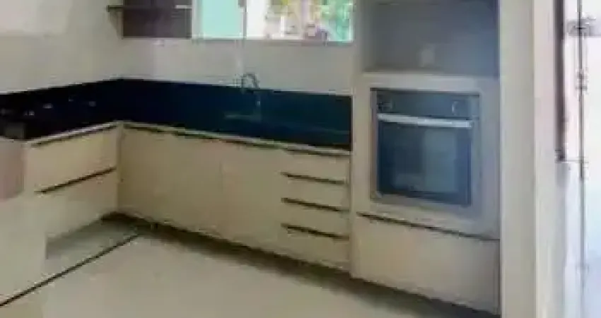ibeda - Casa à Venda no Ecoville 1. Com 3 quartos (2 suítes) pronta para morar