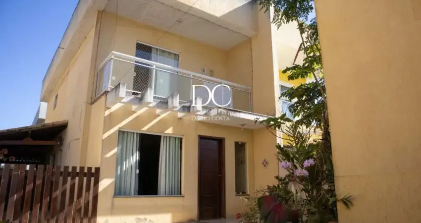 Casa com 3 quartos à venda na Avenida dos Coqueiros, 284, Verdes Mares, Rio das Ostras