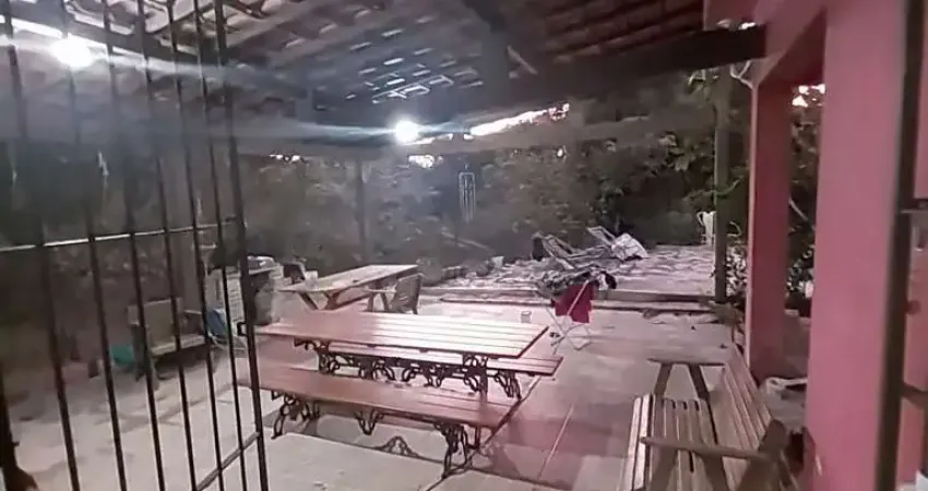 Chácara / sítio com 6 quartos à venda na Rua Firmiano Francisco Figueiredo, 20 A, Ubatiba, Maricá