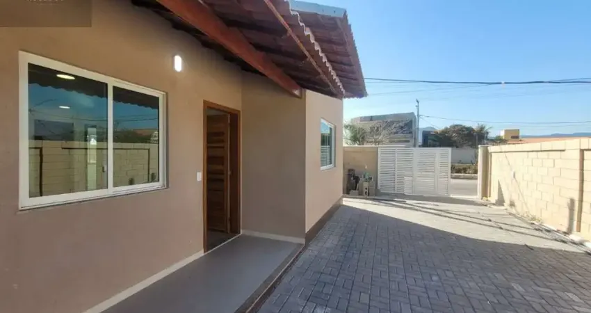 Casa com 2 quartos à venda na Avenida Doutor Antônio Marques Mathias, Jardim Atlântico Central (Itaipuaçu), Maricá