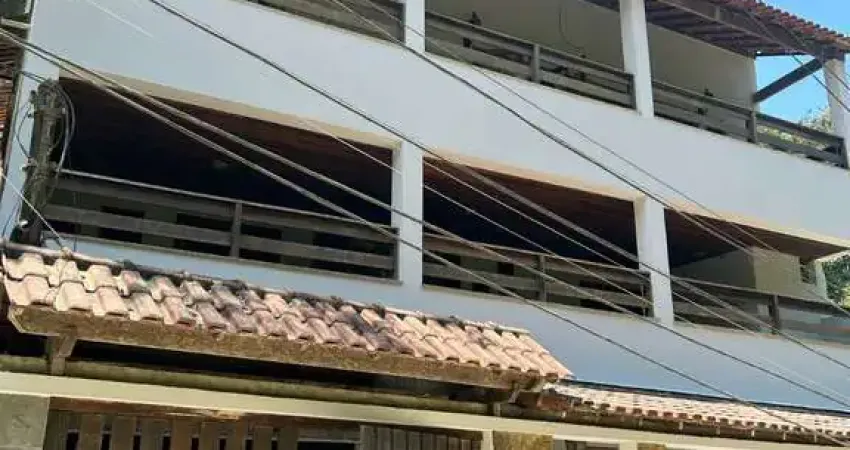 Casa com 3 quartos à venda na Rua Sargento Lindomar Costa, 12, Maria Paula, São Gonçalo