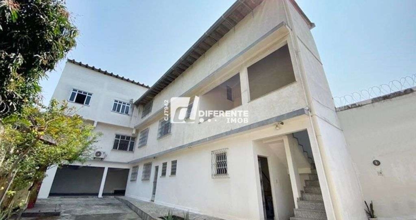 Casa com 2 dormitórios para alugar, 330 m² por R$ 3.173,61/mês - Centro - São João de Meriti/RJ