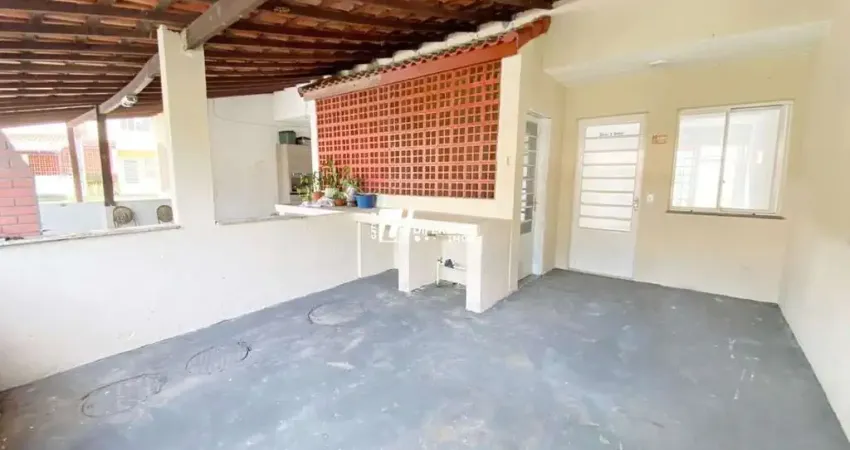 Casa com 2 dormitórios à venda, 58 m² por R$ 130.000,00 - Campo Alegre - Nova Iguaçu/RJ