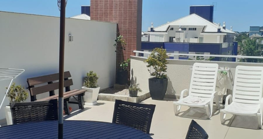 Cobertura semi mobiliada, à venda no Ingleses Norte, em Florianópolis-SC, 2 dormitórios , sendo 1 suíte, 2 vagas , R$999.000,00