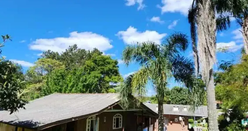 R$ 650 mil - chácara 23.484 m² com 4 casas, 2 piscinas e tanque de peixes, quitandinha/pr.