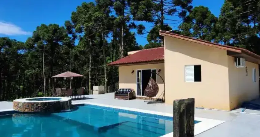 R$ 890 MIL (ESTUDA VEÍCULO/IMÓVEL) - CHÁCARA 32.500 m² COM CASA, PISCINA E RIACHO, TIJUCAS DO SUL/PR.