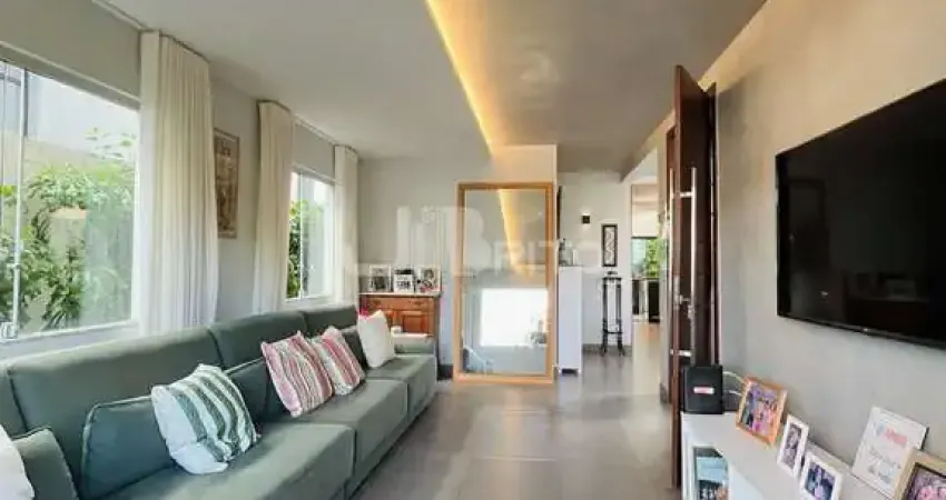 Casa em condomínio área total 38 m² área privativa 200 m² | 4 suítes+ energia solar| r$ 1.350.000,00