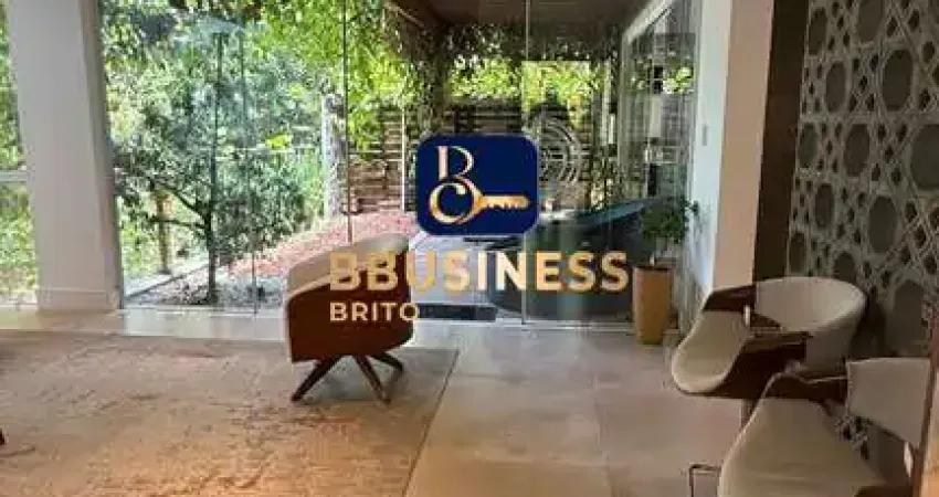 LOCAÇÃO: Mansão de Luxo no Alphaville 2 – 600m², 4 Suítes, Área Gourmet e Lazer Completo