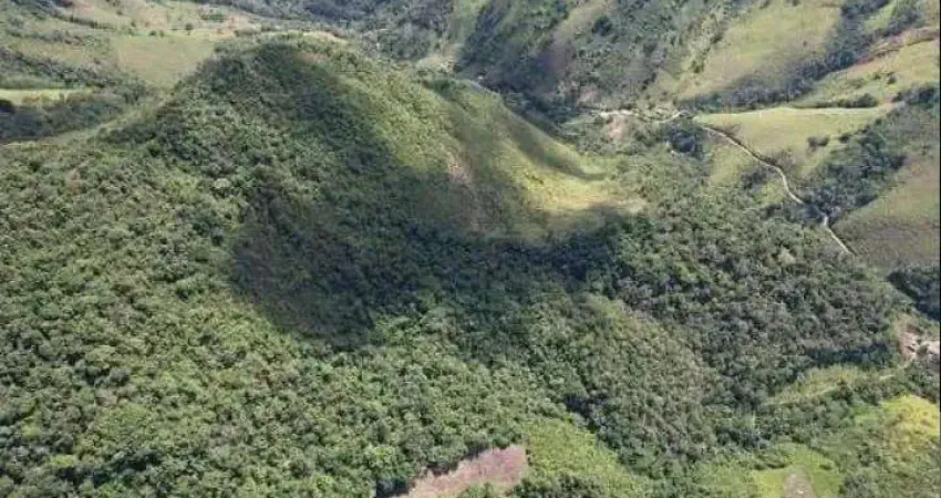 Terreno à venda no Centro, Adrianópolis
