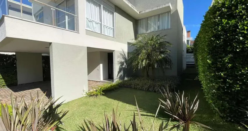 Sobrado para locação em curitiba, campo comprido, 4 dormitórios, 4 suítes, 5 banheiros, 2 vagas