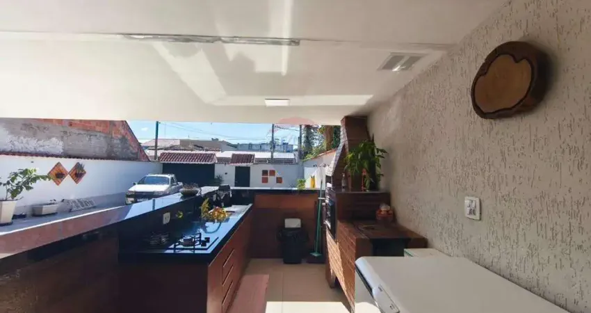 SOBRADO GALO BRANCO ,VENDE OU TROCA POR CHACARAS EM CAÇAPAVA