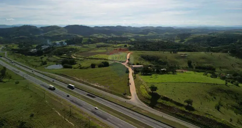 Oportunidade única: terreno industrial para logística e galpões em jacareí, parateí do meio com 302.500m²