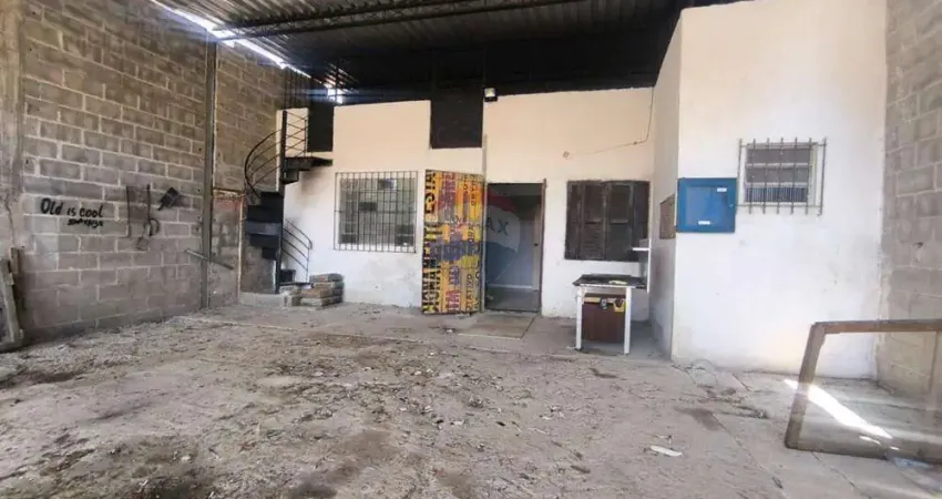 Galpão com edícula para locação no galo branco – ideal para negócios e moradia!