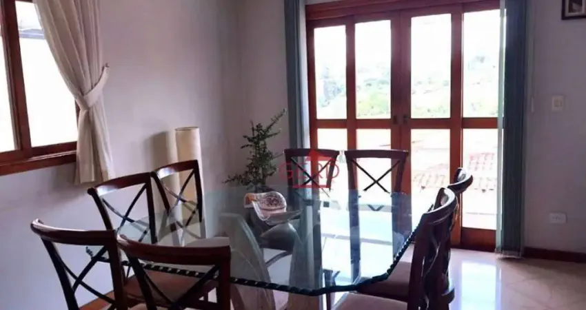 Casa no Jardim Adalgisa com 4 Suítes e Área Gourmet – Vista para o Campo de Golfe
