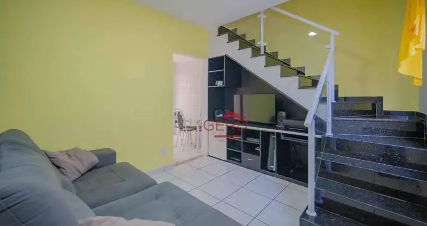 Sobrado com 2 dormitórios à venda, 55 m² por R$ 300.000,00 - Santa Maria - Osasco/SP