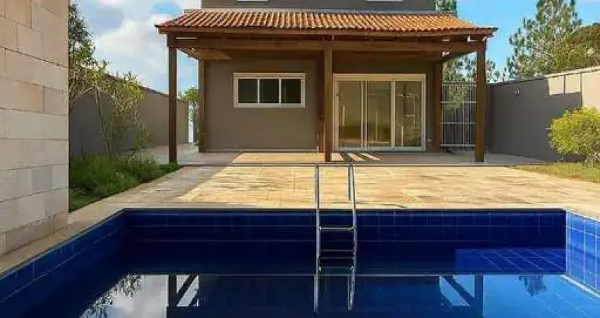 Casa de alto padrão com piscina e 3 suítes no condomínio vintage – granja viana